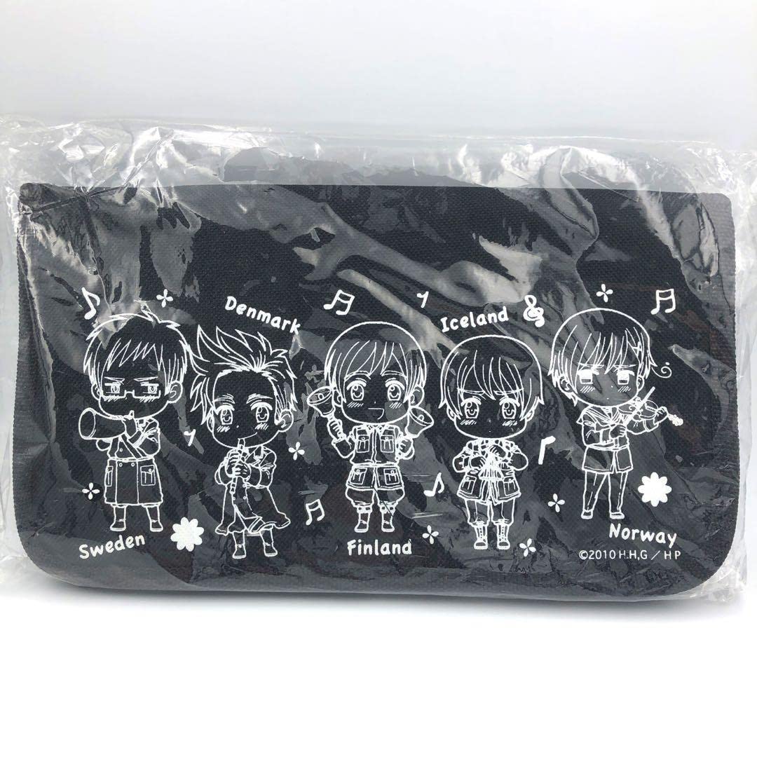 Amazon.co.jp: ヘタリア パスポートケース : ファッション